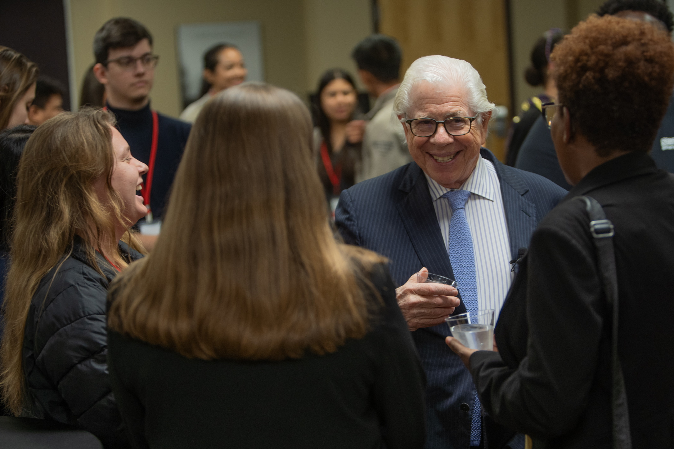 Carl Bernstein meets with students and guests before the main event