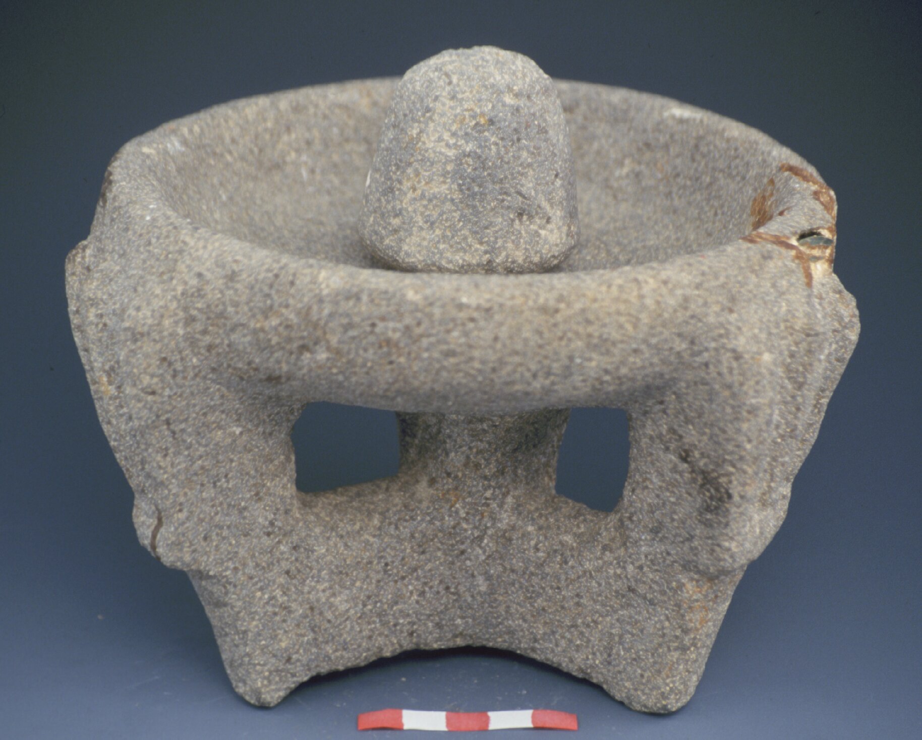 Tripod bowl