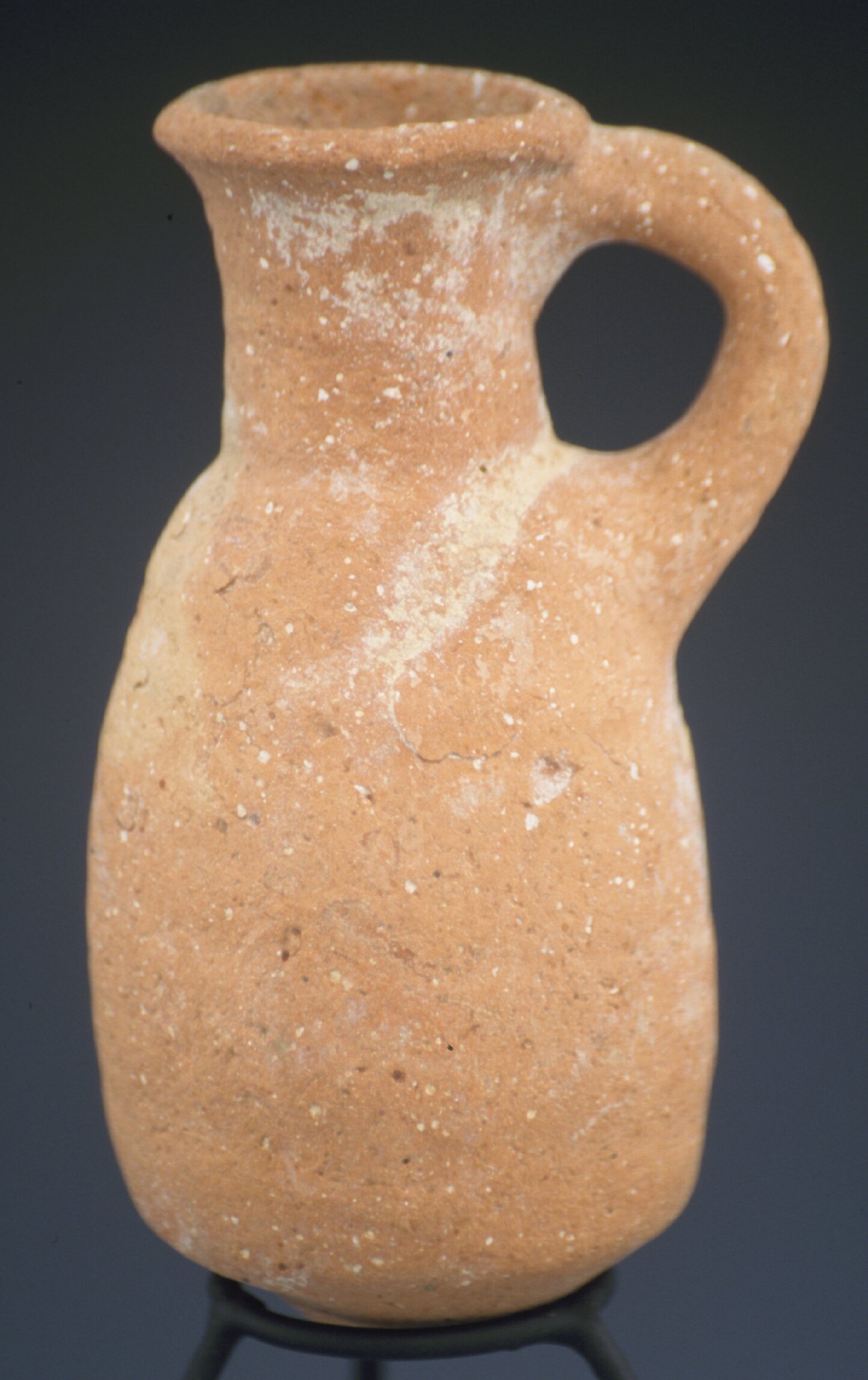 Unburnished juglet