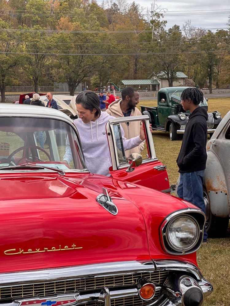 car_show_and_family_fun_day-5