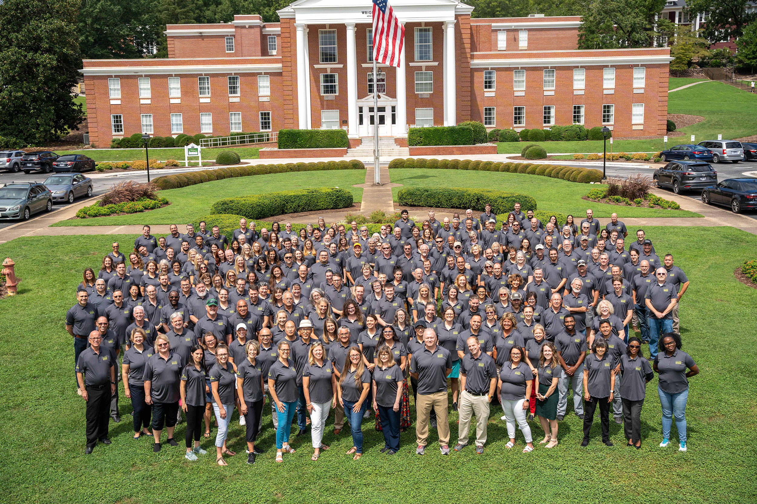 Faculty and staff of Southern in front of Wright Hall