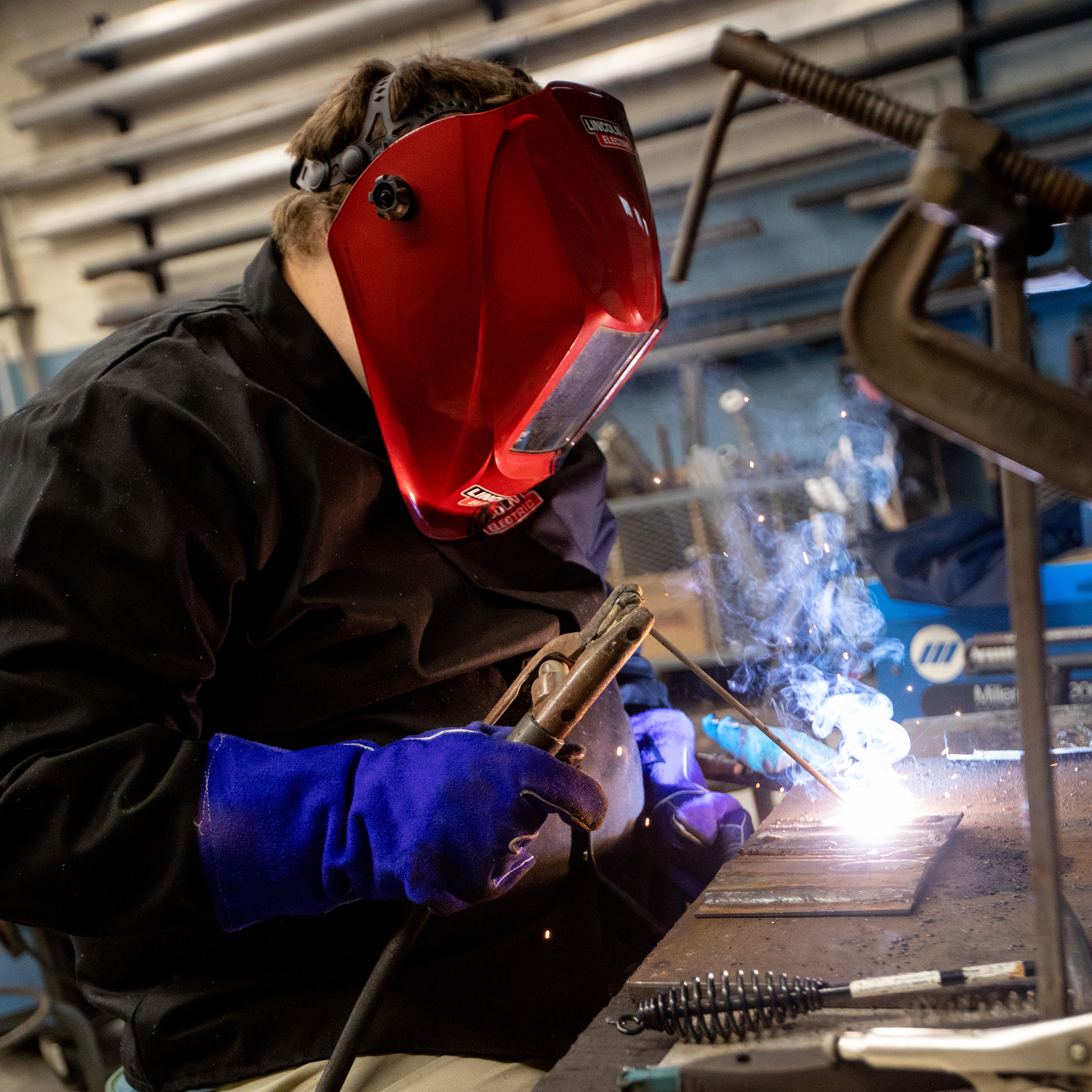 A student welding at Southern Adventist University